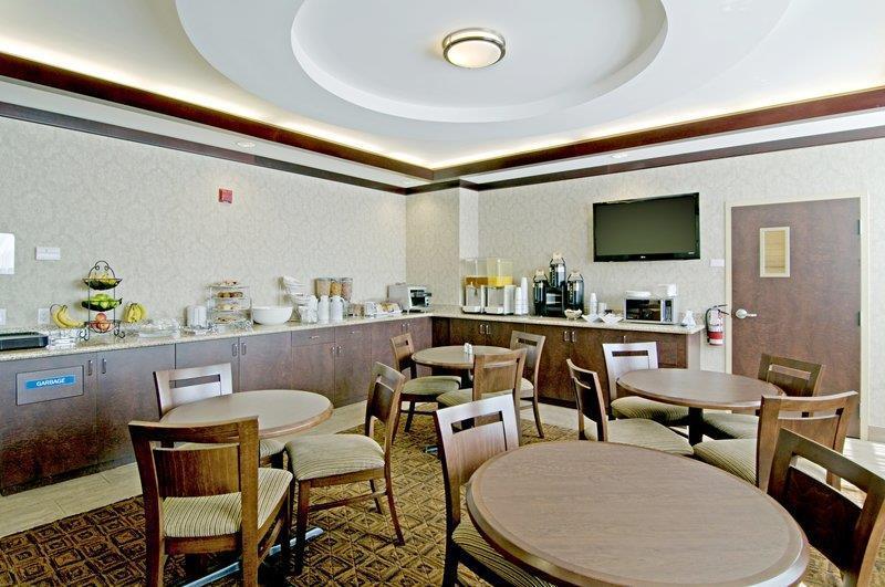 Best Western Plus Беррі Ресторан фото